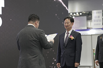 기계시스템디자인공학과 기계설계자동화프로그램 김종형 교수, ‘2025 기계·로봇산업 발전 유공자 정부 포상’ 대통령표창 수상 썸내일 이미지